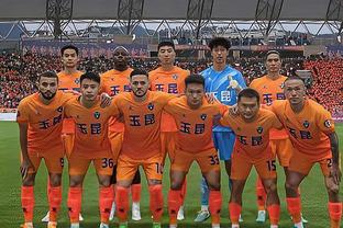 足球报：省港杯次回合逆转前，广东队全队观看了30年前的翻盘视频
